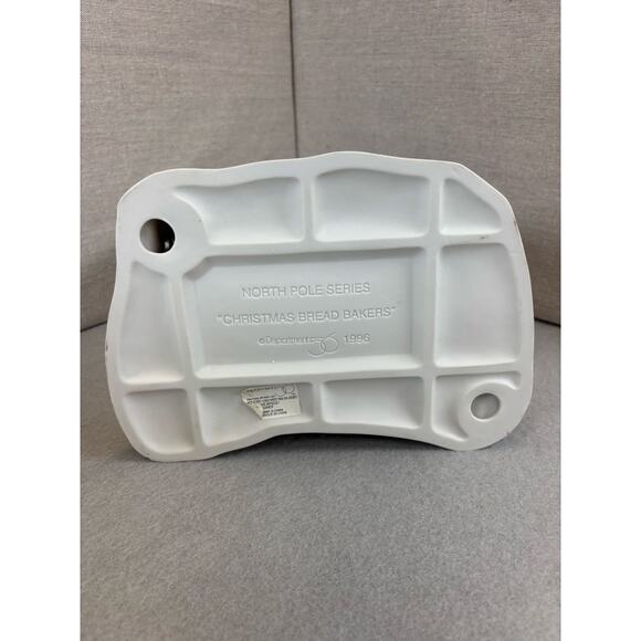 Department 56 Heritage North Pole- Christmas Bread Bakers #56393 Retired - Picture 7 of 9